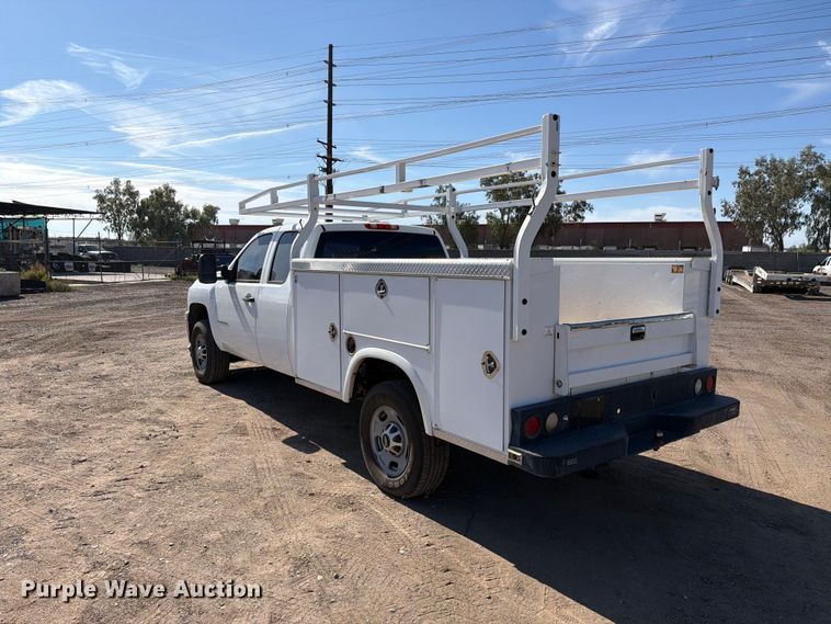 image for item EL2560 2013 Chevrolet Silverado 2500HD Ext. Cab utility bed pickup truck