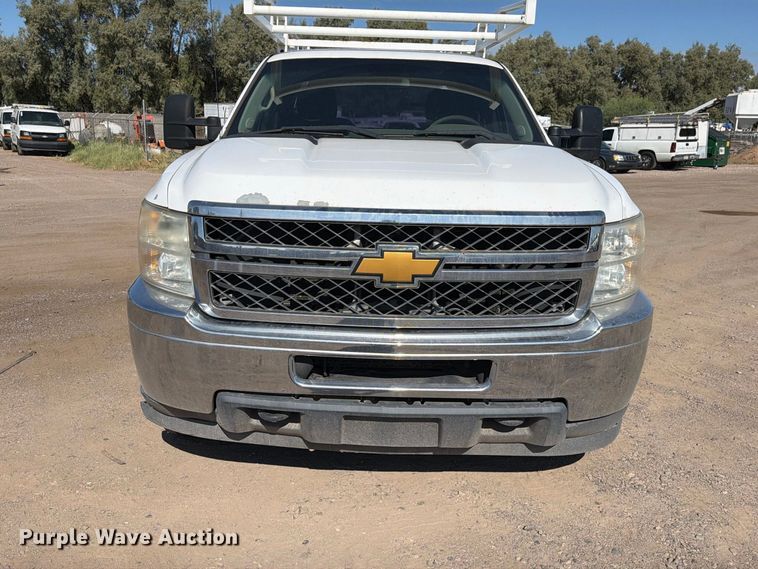 image for item EL2560 2013 Chevrolet Silverado 2500HD Ext. Cab utility bed pickup truck