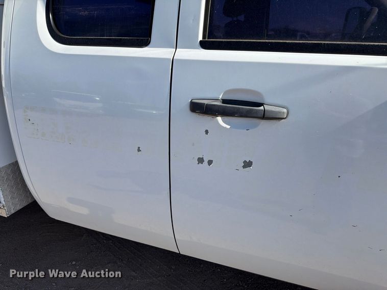 image for item EL2560 2013 Chevrolet Silverado 2500HD Ext. Cab utility bed pickup truck