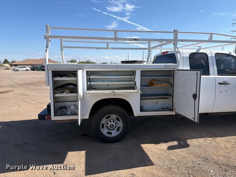 image for item EL2560 2013 Chevrolet Silverado 2500HD Ext. Cab utility bed pickup truck