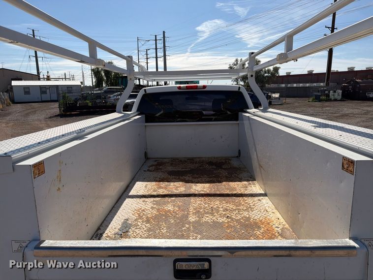 image for item EL2560 2013 Chevrolet Silverado 2500HD Ext. Cab utility bed pickup truck