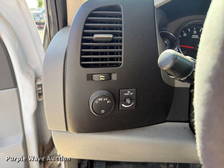 image for item EL2560 2013 Chevrolet Silverado 2500HD Ext. Cab utility bed pickup truck