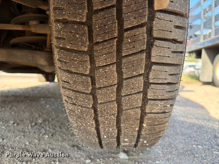 image for item EL2562 2020 Chevrolet Express 2500 van