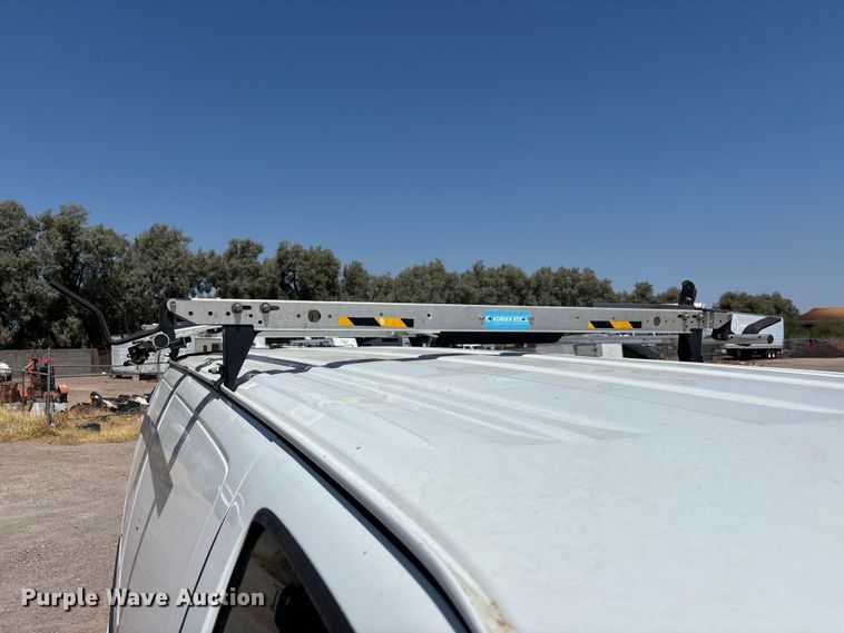 image for item EL2563 2017 Chevrolet Express 2500 van