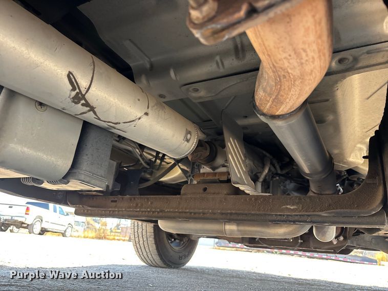image for item EL2563 2017 Chevrolet Express 2500 van