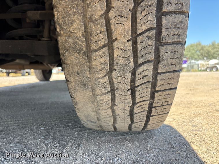 image for item EL2563 2017 Chevrolet Express 2500 van