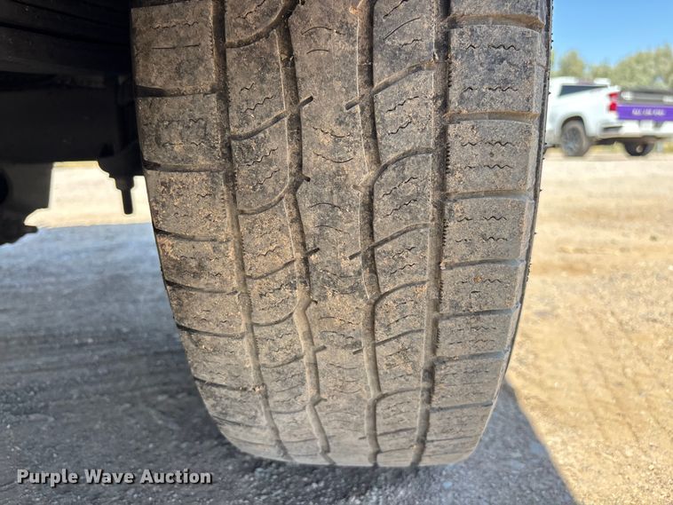 image for item EL2563 2017 Chevrolet Express 2500 van
