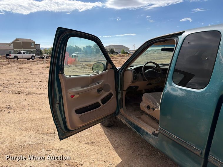 image for item EL2627 1998 Ford F150 Ext. Cab pickup truck