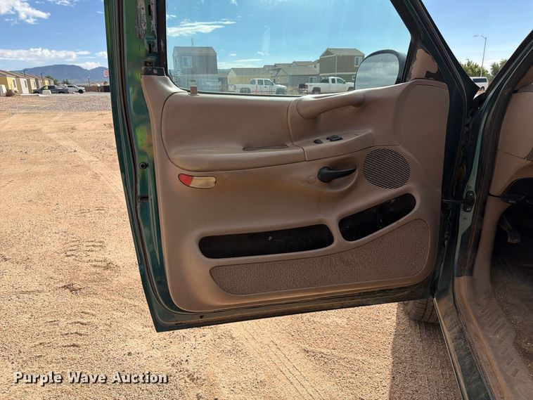 image for item EL2627 1998 Ford F150 Ext. Cab pickup truck