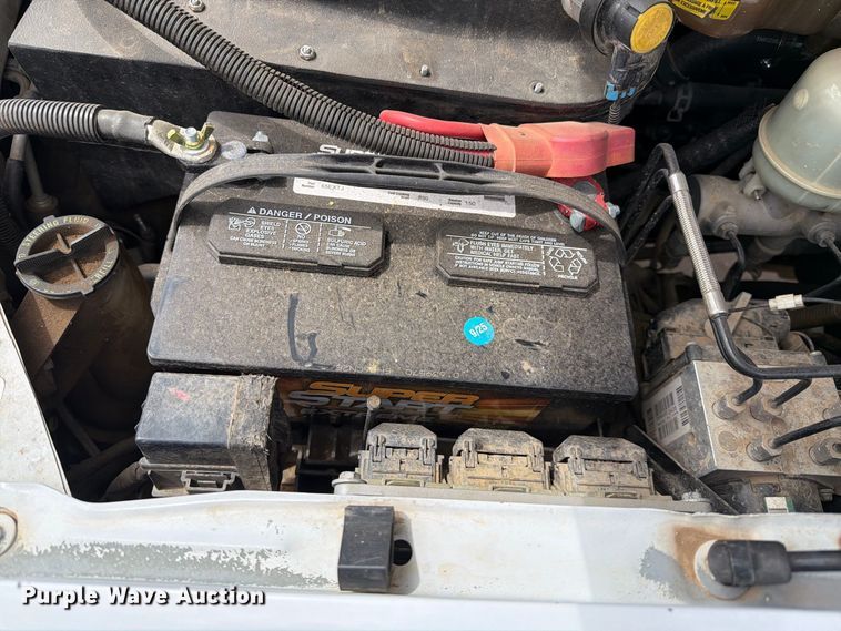 image for item EL2631 2006 Ford F350 Super Duty Crew Cab flatbed pickup truck
