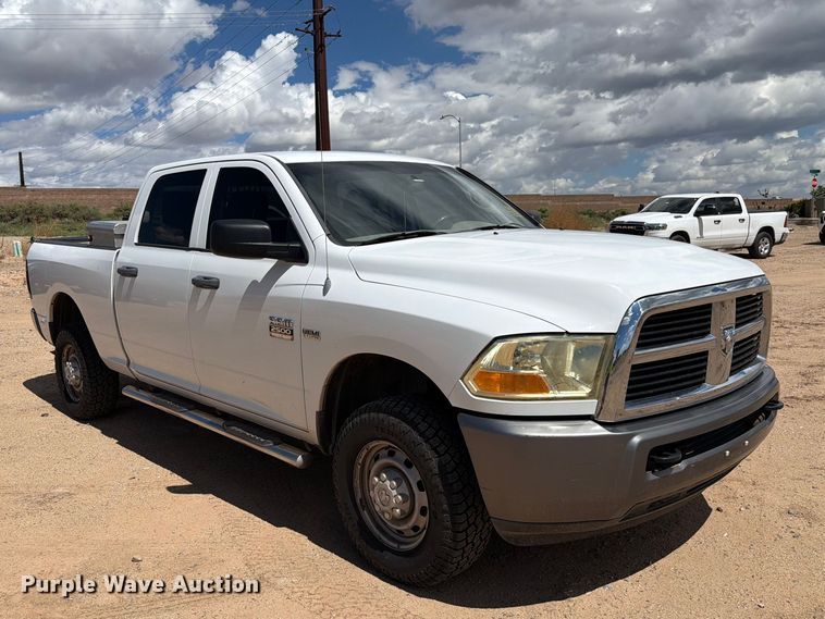 image for item EL2633 2011 Dodge Ram 2500 Crew Cab pickup truck