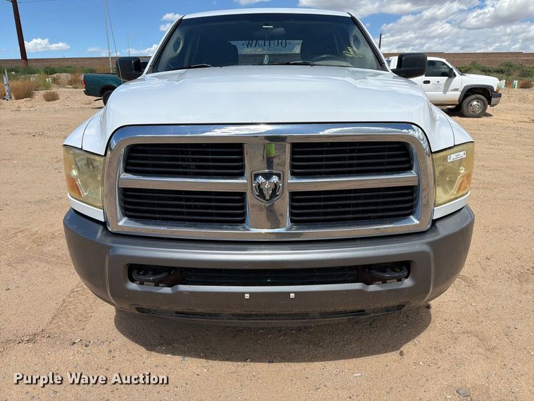 image for item EL2633 2011 Dodge Ram 2500 Crew Cab pickup truck