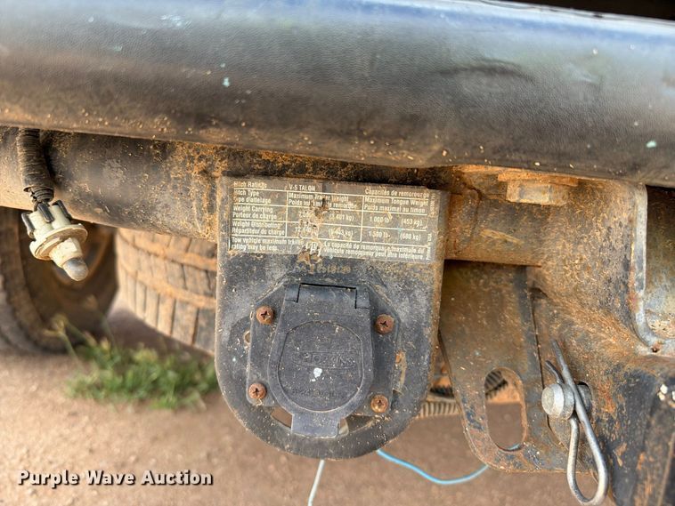 image for item EL2635 2003 Chevrolet Silverado 2500 HD Crew Cab pickup truck