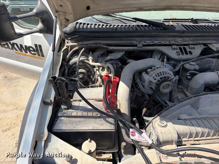 image for item EO8738 2006 Ford F450 Super Duty truck cab and chassis