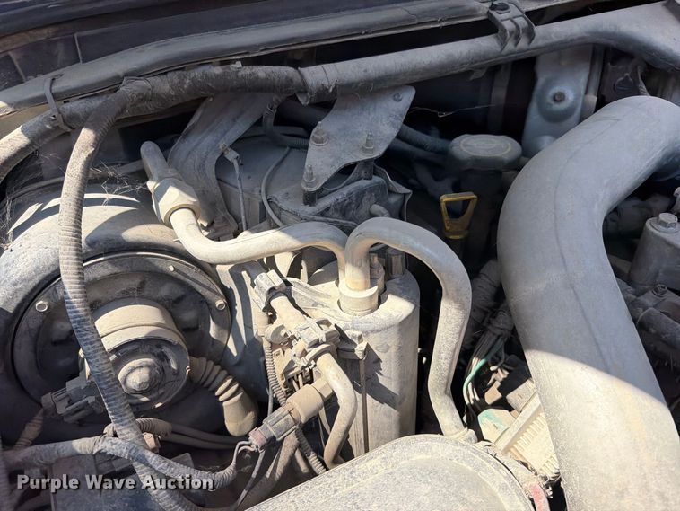 image for item EO8738 2006 Ford F450 Super Duty truck cab and chassis