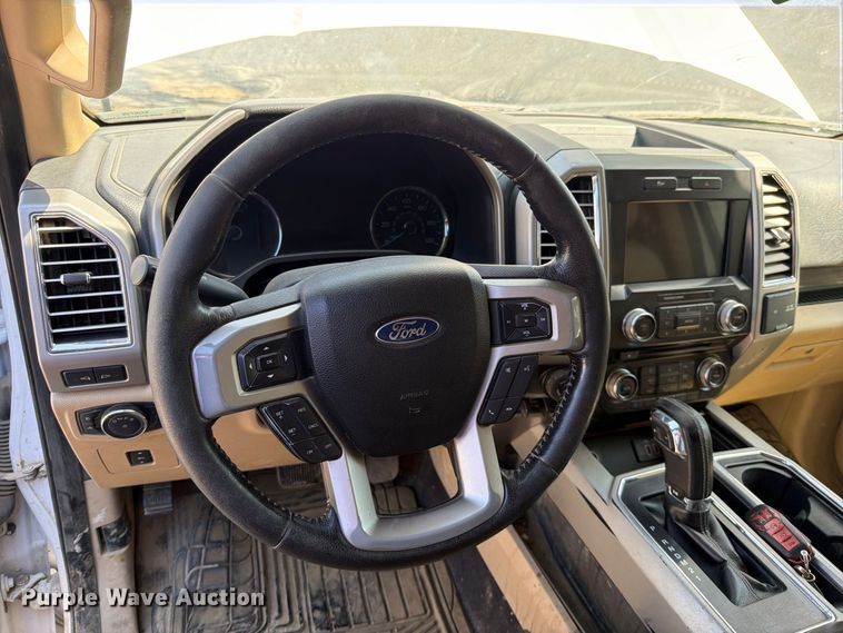 image for item EO8739 2016 Ford F150 Crew Cab pickup truck