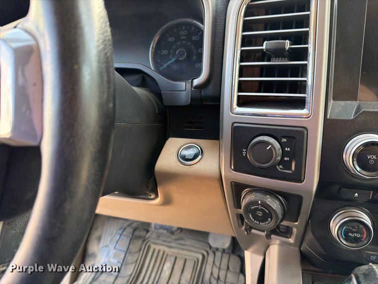 image for item EO8739 2016 Ford F150 Crew Cab pickup truck