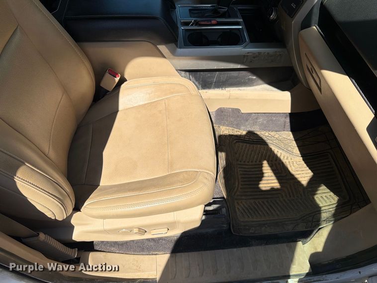 image for item EO8739 2016 Ford F150 Crew Cab pickup truck
