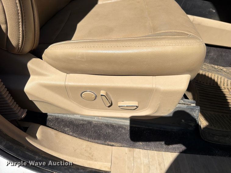 image for item EO8739 2016 Ford F150 Crew Cab pickup truck