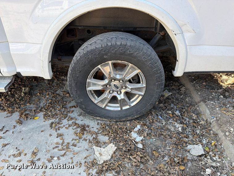 image for item EO8739 2016 Ford F150 Crew Cab pickup truck