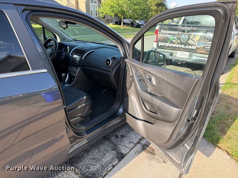 image for item EO8757 2016 Chevrolet Trax LT SUV