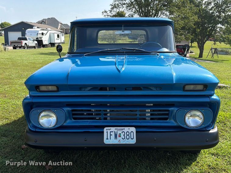 image for item EO8758 1962 Chevrolet C10 pickup truck