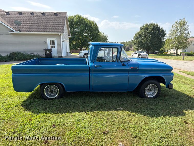 image for item EO8758 1962 Chevrolet C10 pickup truck