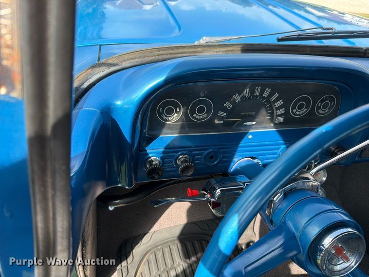 image for item EO8758 1962 Chevrolet C10 pickup truck