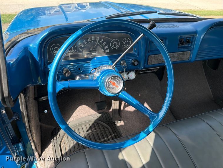 image for item EO8758 1962 Chevrolet C10 pickup truck