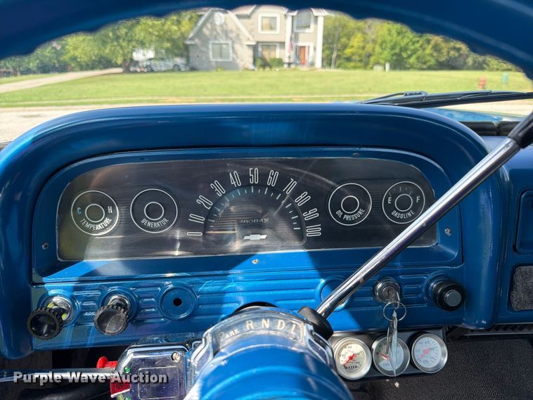 image for item EO8758 1962 Chevrolet C10 pickup truck