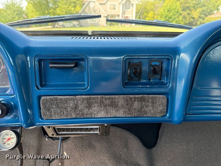 image for item EO8758 1962 Chevrolet C10 pickup truck