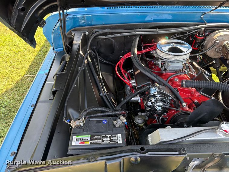 image for item EO8758 1962 Chevrolet C10 pickup truck