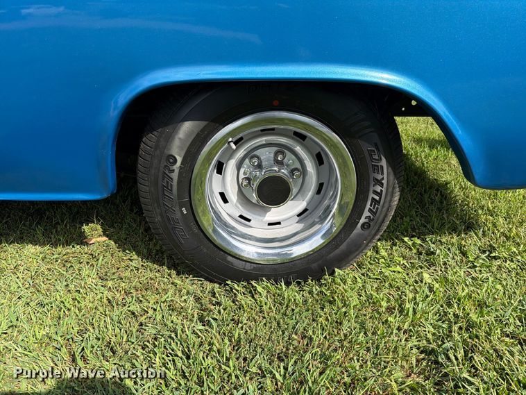 image for item EO8758 1962 Chevrolet C10 pickup truck