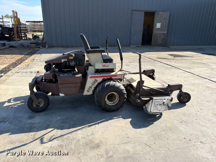 image for item EP7672 1998 Grasshopper 721D ZTR lawn mower