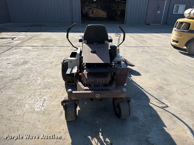 image for item EP7672 1998 Grasshopper 721D ZTR lawn mower