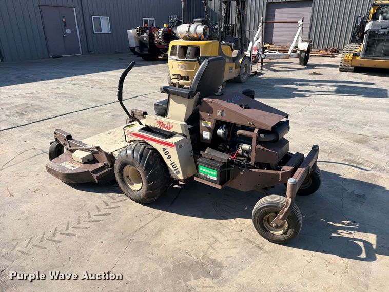 image for item EP7672 1998 Grasshopper 721D ZTR lawn mower