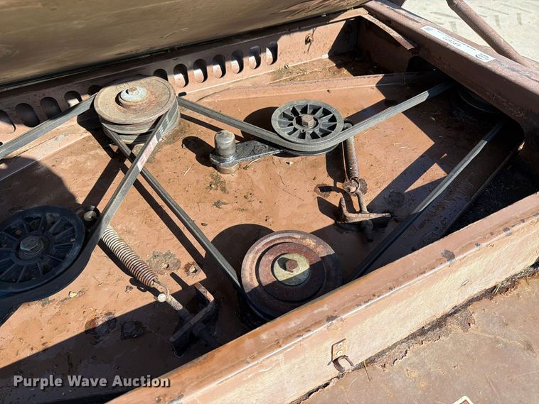 image for item EP7672 1998 Grasshopper 721D ZTR lawn mower