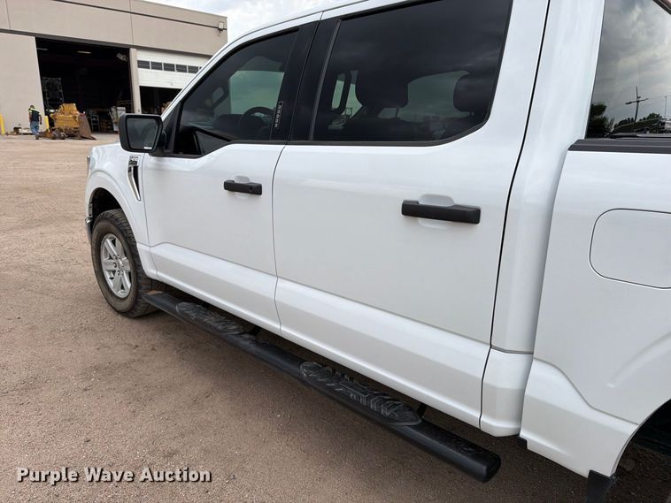 image for item EP7681 2023 Ford F150 Crew Cab pickup truck