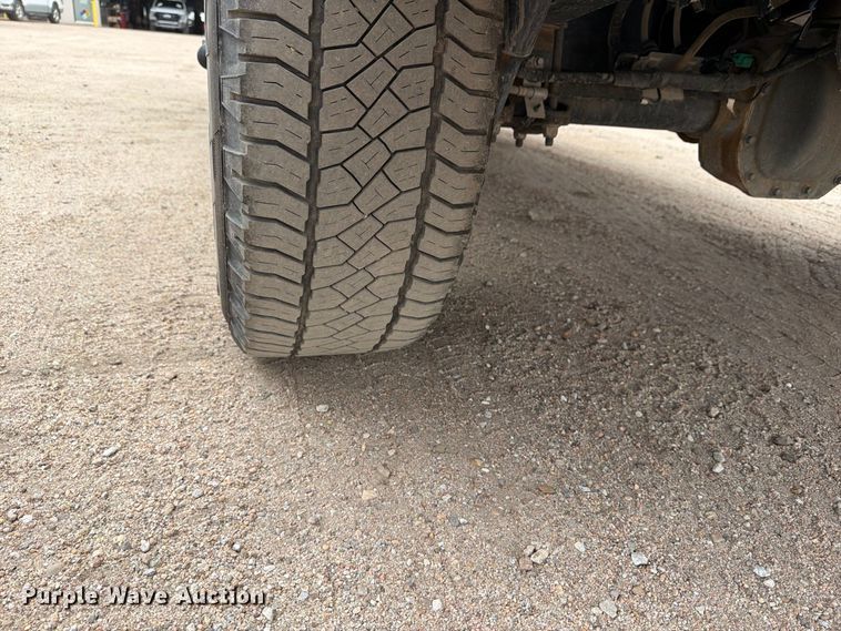 image for item EP7681 2023 Ford F150 Crew Cab pickup truck