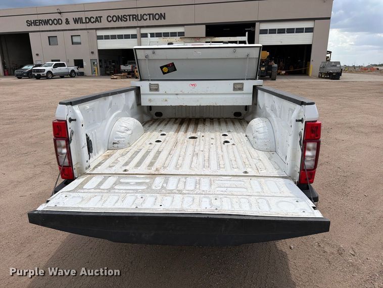 image for item EP7682 2021 Ford F250 Crew Cab pickup truck
