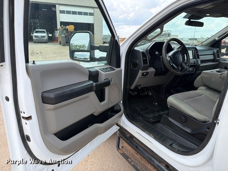 image for item EP7682 2021 Ford F250 Crew Cab pickup truck