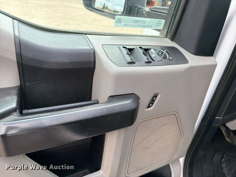 image for item EP7682 2021 Ford F250 Crew Cab pickup truck