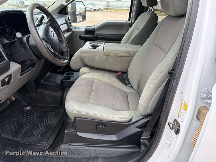 image for item EP7682 2021 Ford F250 Crew Cab pickup truck