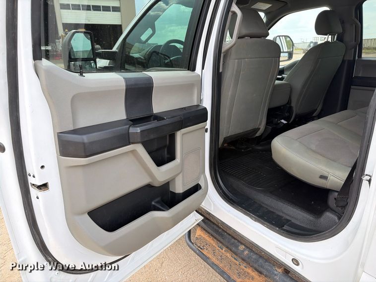image for item EP7682 2021 Ford F250 Crew Cab pickup truck