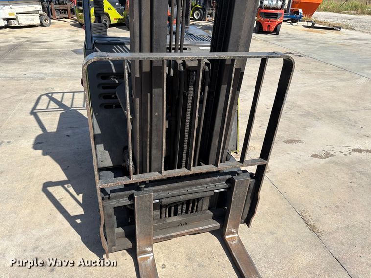 image for item EP7694 Clark ESM11–15 Type E order picker