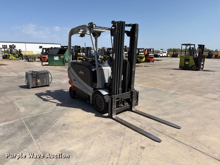 image for item EP7695 2012 Linde RX60-25 forklift