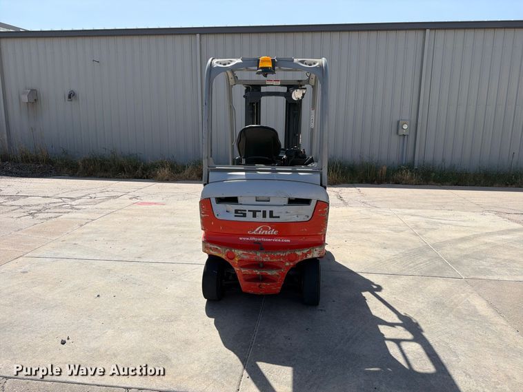 image for item EP7695 2012 Linde RX60-25 forklift