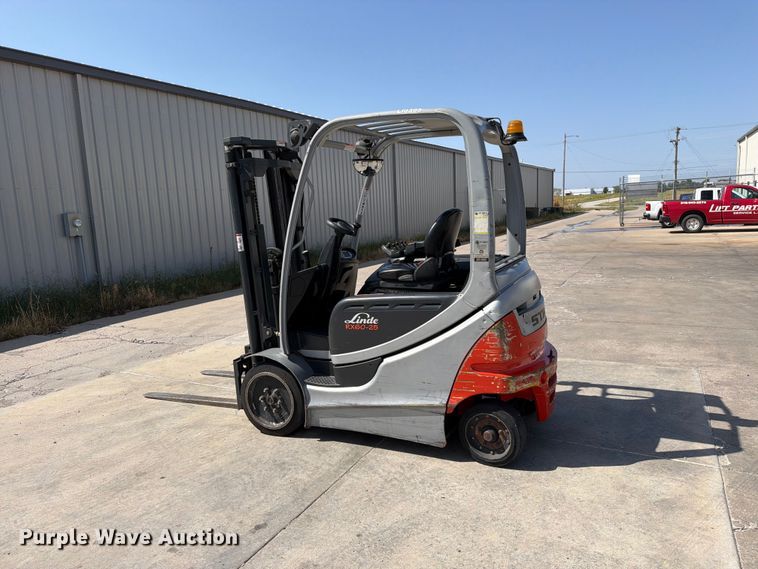 image for item EP7695 2012 Linde RX60-25 forklift