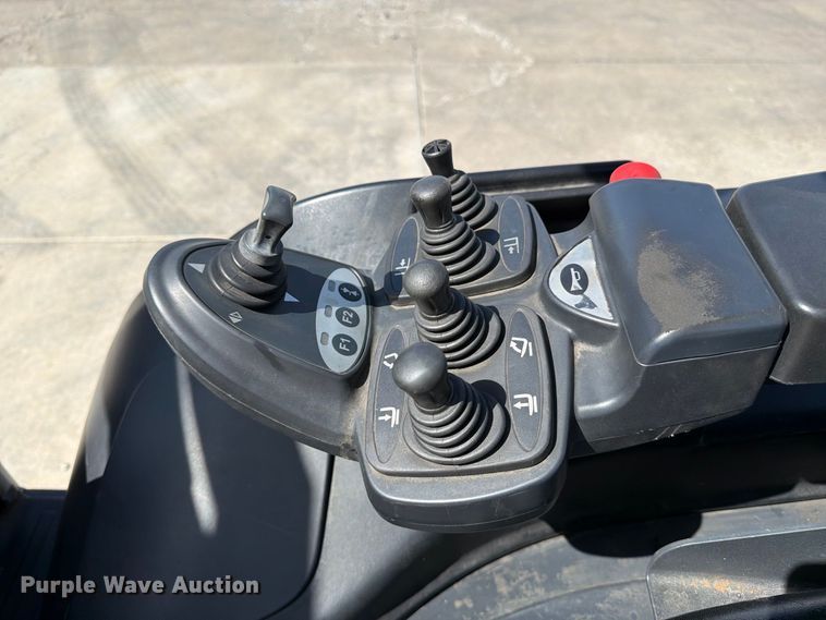 image for item EP7695 2012 Linde RX60-25 forklift