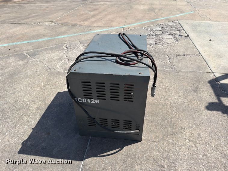 image for item EP7695 2012 Linde RX60-25 forklift